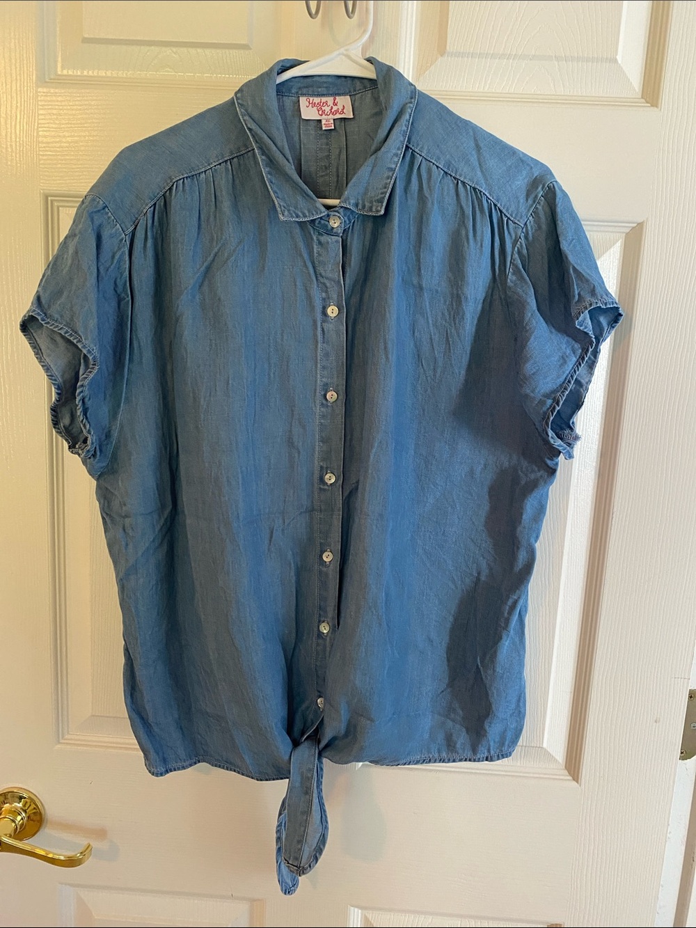 Chambray Tie-Hem Button-Down Shirt - Blue